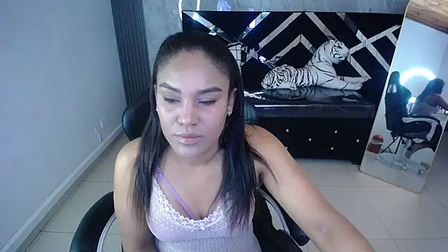 kamala a online show from 10.08.25