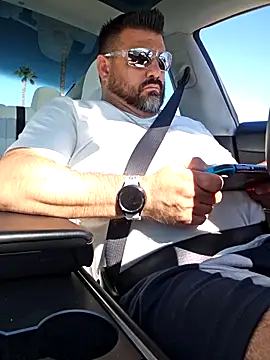 Snapshot of Roddog18 chatting on 02.04.26 Roddog18 online show from 02.04.26