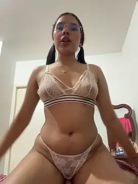 Brianna bunny05 online show from 11.02.25