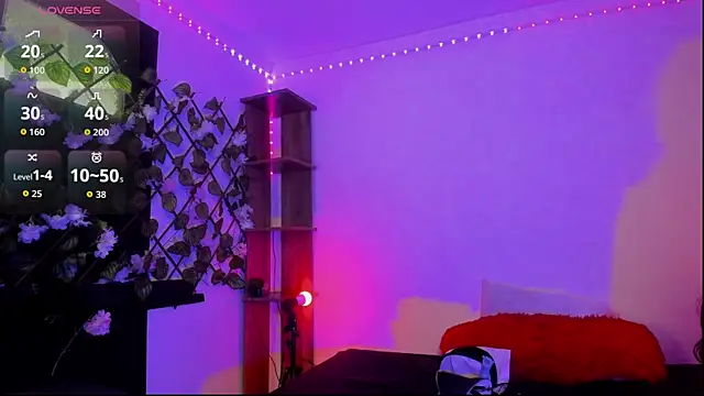 Shinny Crystal online show from 10.16.25