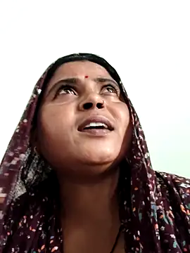 Monalisa22y online show from 10.21.25