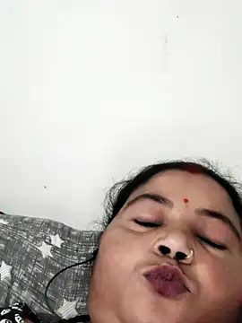 Monalisa22y online show from 10.22.25