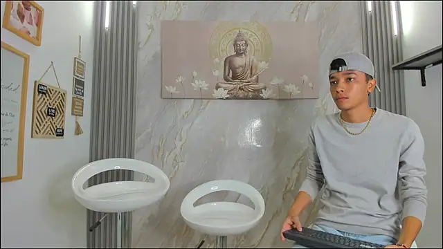 Snapshot of VERY_HOT_GUYS chatting on 01.08.26 VERY HOT GUYS online show from 01.08.26