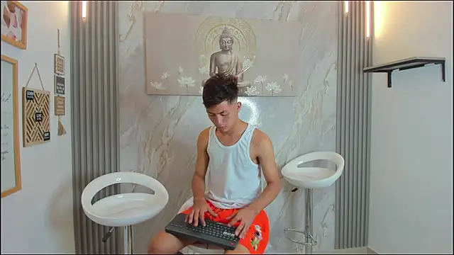 Snapshot of VERY_HOT_GUYS chatting on 01.17.26 VERY HOT GUYS online show from 01.17.26