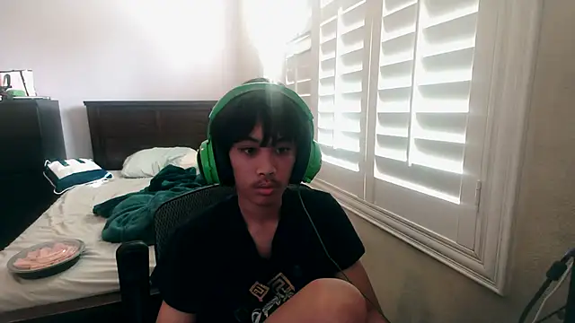 youngasianboy2007 online show from 11.02.25