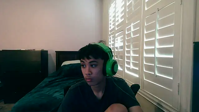 youngasianboy2007 online show from 02.03.26