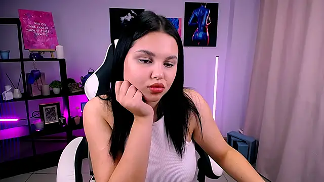 KittyKrissy  online show from 10.19.25