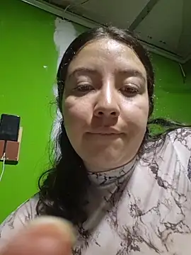 annyaparis online show from 10.24.25