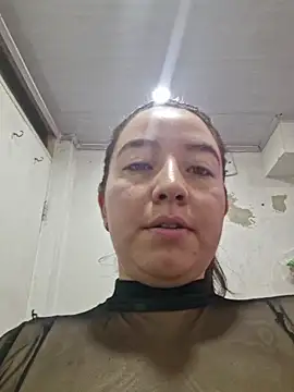 annyaparis online show from 11.08.25