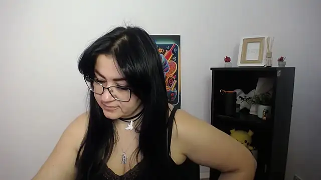 Snapshot of Melanka_milka chatting on 10.16.25 Melanka milka online show from 10.16.25