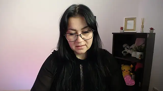Snapshot of Melanka_milka chatting on 10.22.25 Melanka milka online show from 10.22.25
