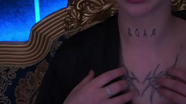 IsabelleDiorr online show from 11.10.25