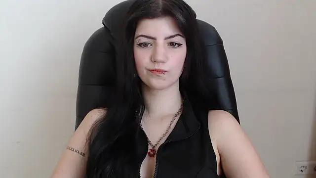 Miamoora online show from 10.03.25