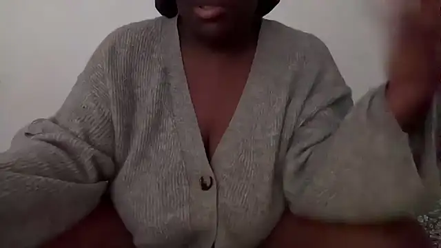 nanaisbackk online show from 10.08.25