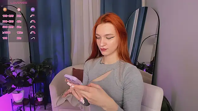 Snapshot of PollyMayer chatting on 06.18.26 PollyMayer online show from 06.18.26