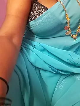 Snapshot of Tamil_Ammani chatting on 04.24.26 Tamil Ammani online show from 04.24.26