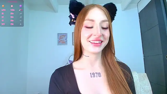 Bennuluspeach  online show from 11.08.25