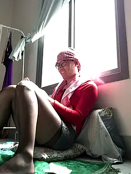 Snapshot of yewuzhibb chatting on 10.11.25 yewuzhibb online show from 10.11.25