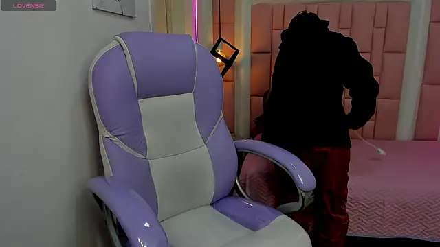 Snapshot of Klaret_Toy chatting on 05.30.26 Klaret Toy online show from 05.30.26