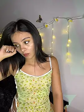 SaraMistick online show from 03.30.26