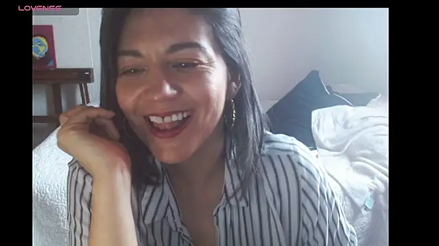 Snapshot of XxAntonellaxxx chatting on 04.28.26 XxAntonellaxxx online show from 04.28.26