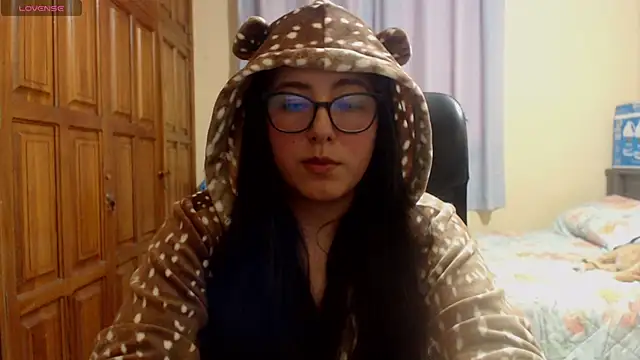 Venus cat  online show from 12.15.25