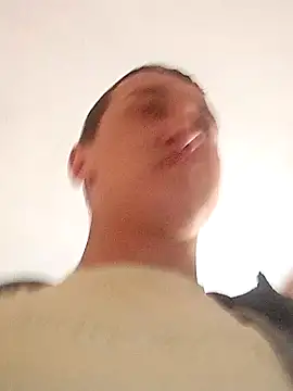 Snapshot of kalambu3 chatting on 10.03.25 kalambu3 online show from 10.03.25