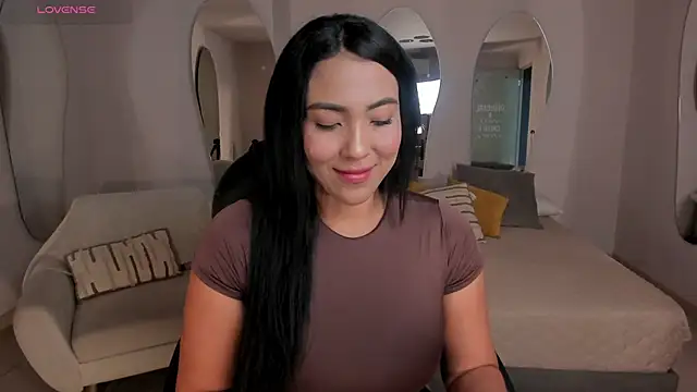 NatalieLewis online show from 02.21.26