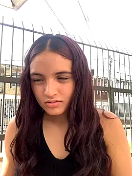 Snapshot of AuroraPink_ chatting on 10.03.25 AuroraPink  online show from 10.03.25