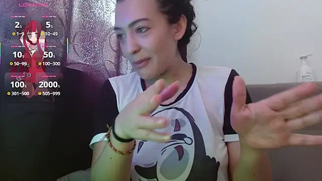 Snapshot of JuliethaFox chatting on 07.23.26 JuliethaFox online show from 07.23.26