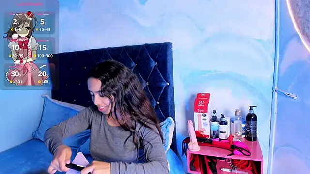 Snapshot of laylaa_fox chatting on 10.15.25 laylaa fox online show from 10.15.25