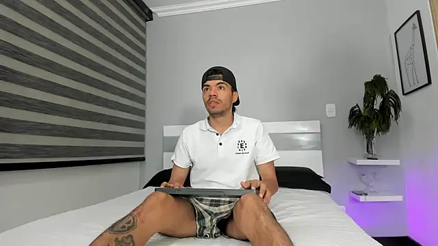 ZaynShadow online show from 10.18.25