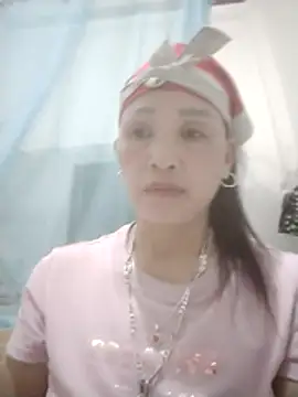 meo-meo00 online show from 10.25.25