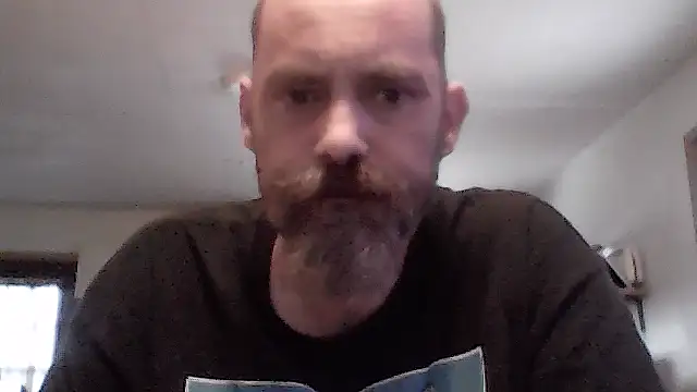 Snapshot of crazyheratic8 chatting on 11.08.25 crazyheratic8 online show from 11.08.25