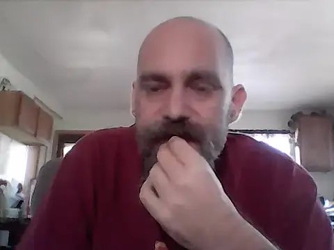 Snapshot of crazyheratic8 chatting on 01.10.26 crazyheratic8 online show from 01.10.26