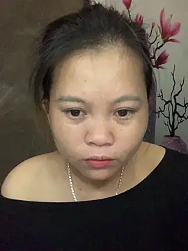 Snapshot of lan-xinh01 chatting on 10.05.25 lan-xinh01 online show from 10.05.25