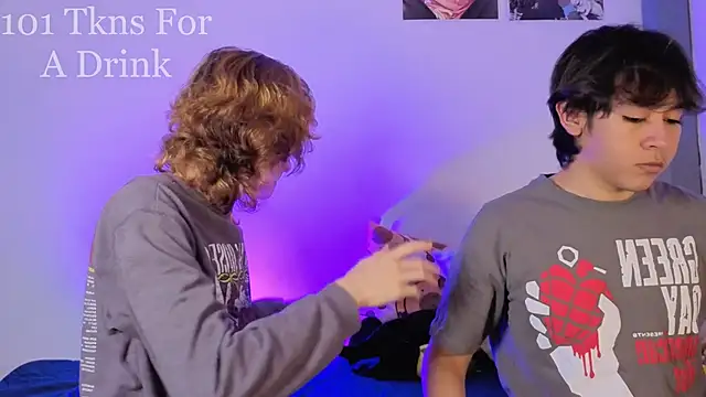 Snapshot of Darcy_and_Stolas chatting on 12.14.25 Darcy and Stolas online show from 12.14.25