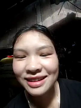 Snapshot of Hin_xx chatting on 10.16.25 Hin xx online show from 10.16.25