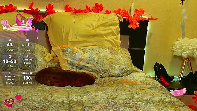 EmilyWhispers online show from 11.05.25