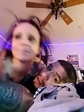 Snapshot of JNTre chatting on 01.16.26 JNTre online show from 01.16.26