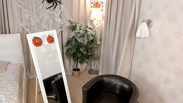 Vian Blaze online show from 10.21.25