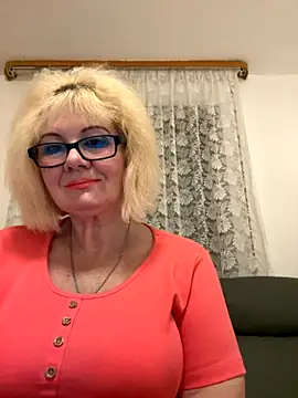 BoloshkaBlonda online show from 11.18.25