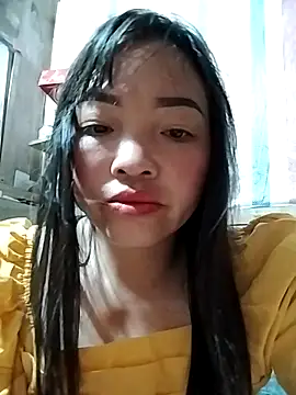 Snapshot of Minkine022 chatting on 02.17.26 Minkine022 online show from 02.17.26