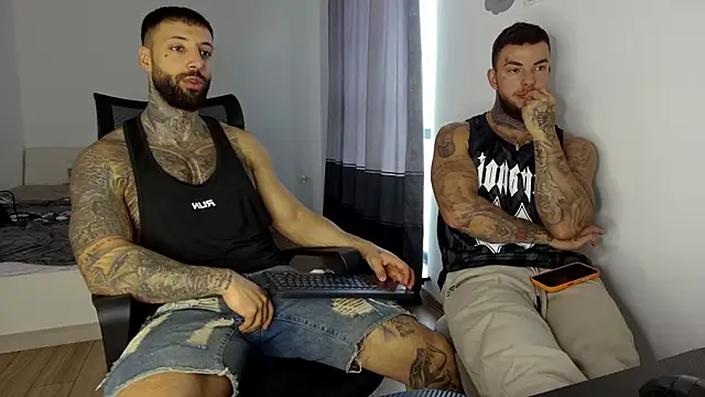 MasculineGuy99 online show from 11.11.25