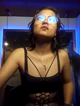 Snapshot of Sashapornxxx chatting on 10.03.25 Sashapornxxx online show from 10.03.25