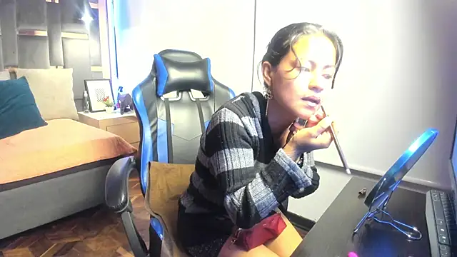 Snapshot of Sashapornxxx chatting on 10.06.25 Sashapornxxx online show from 10.06.25