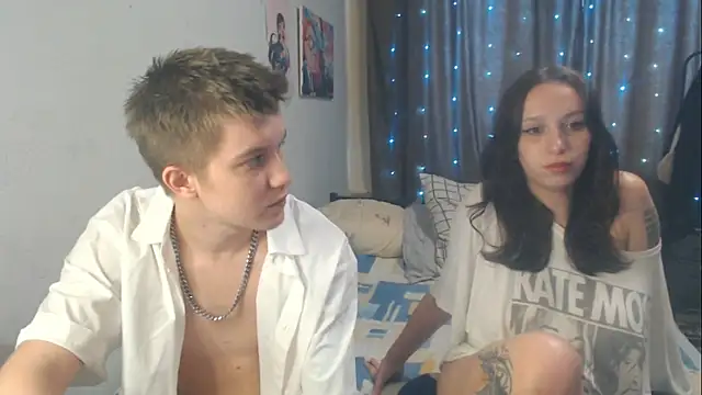 Snapshot of Mark_and_Wendy chatting on 06.19.26 Mark and Wendy online show from 06.19.26