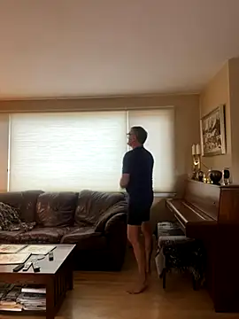 Snapshot of charleluff chatting on 10.06.25 charleluff online show from 10.06.25