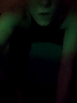 pleasedontpressaredburton online show from 10.03.25