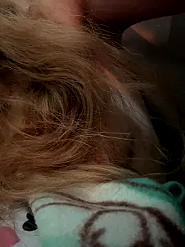 pleasedontpressaredburton online show from 10.06.25